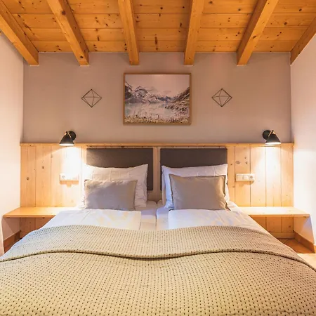 Dorfchalets - Cenzi Inkl Tauern Therme Eintritt & Sommerkarte Dom wakacyjny *