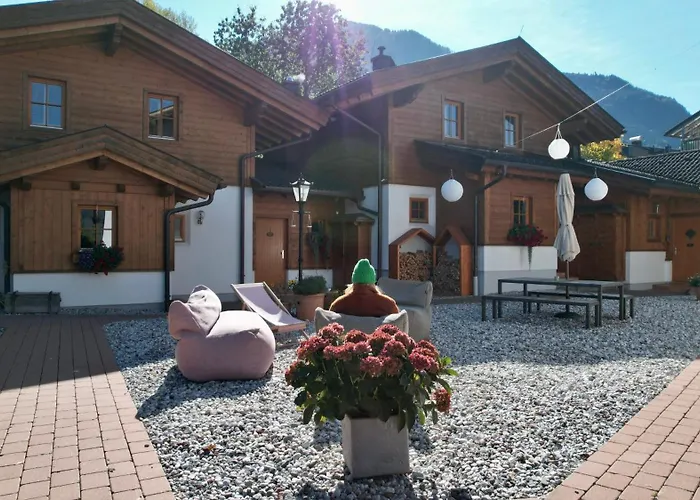 Dorfchalets - Cenzi Inkl Tauern Therme Eintritt & Sommerkarte Kaprun