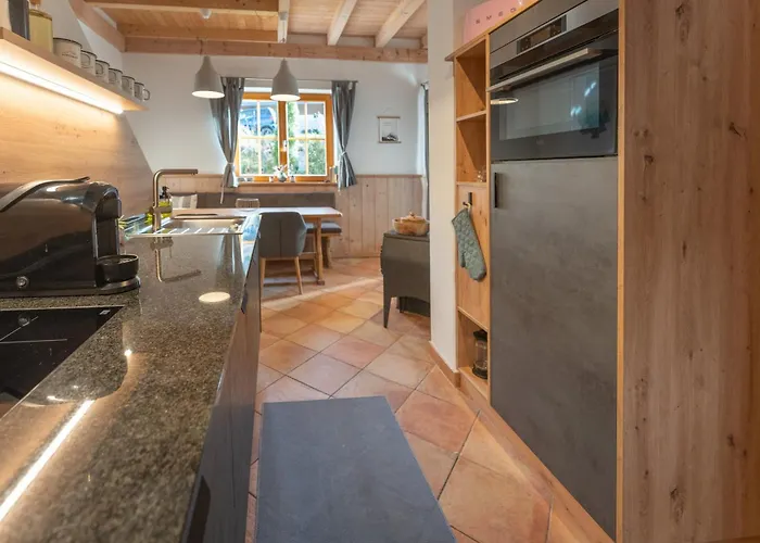 Holiday home Dorfchalets - Cenzi Inkl Tauern Therme Eintritt & Sommerkarte *